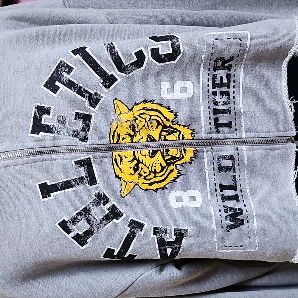 Forever 21 Athletics Wild Tiger Zip Up - SZ L - Picture 2 of 6